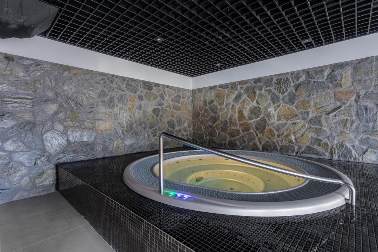Green Park Resort C15- Z Dostepem Do Basenu, Sauny, Jacuzzi, Silowni Szklarska Poręba Esterno foto